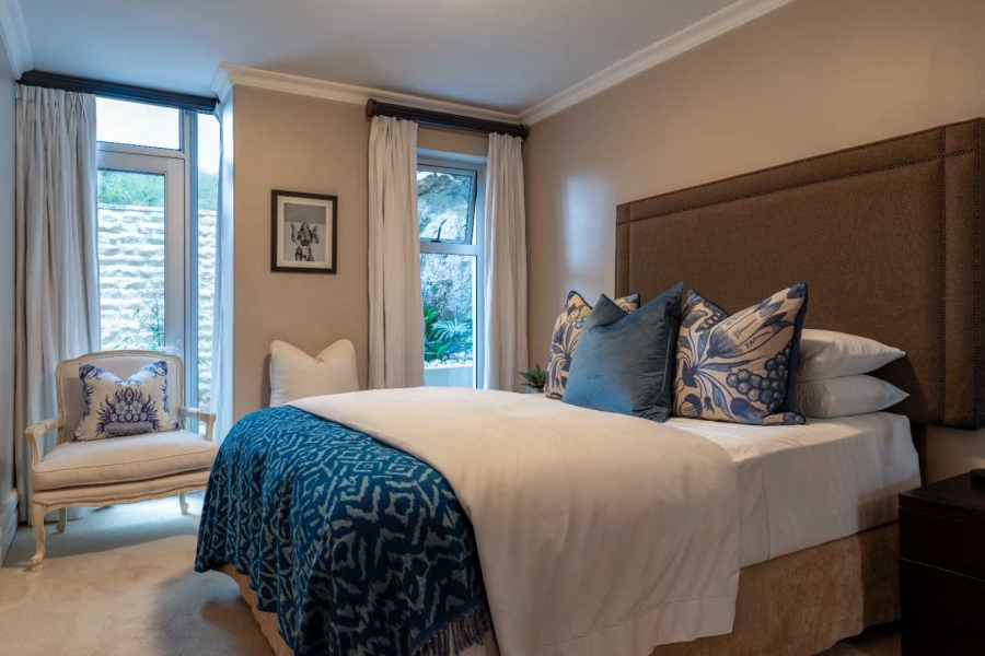 3 Bedroom Property for Sale in Clifton Western Cape